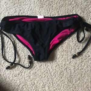 Black bikini bottoms